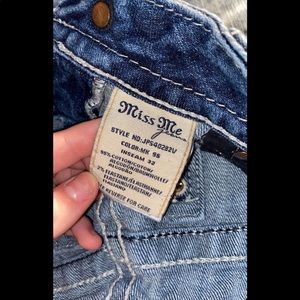 Miss me jeans with rhinestone